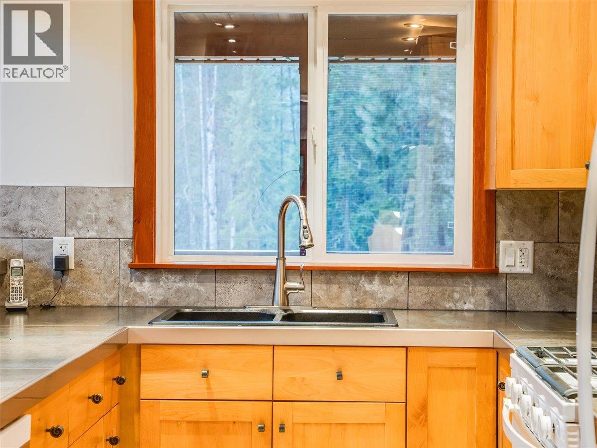 4351 POPLAR RIDGE Road, Krestova