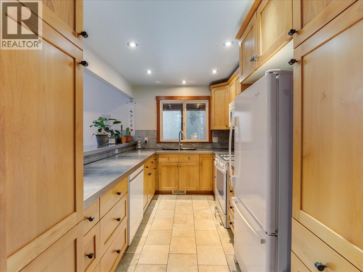 4351 POPLAR RIDGE Road, Krestova