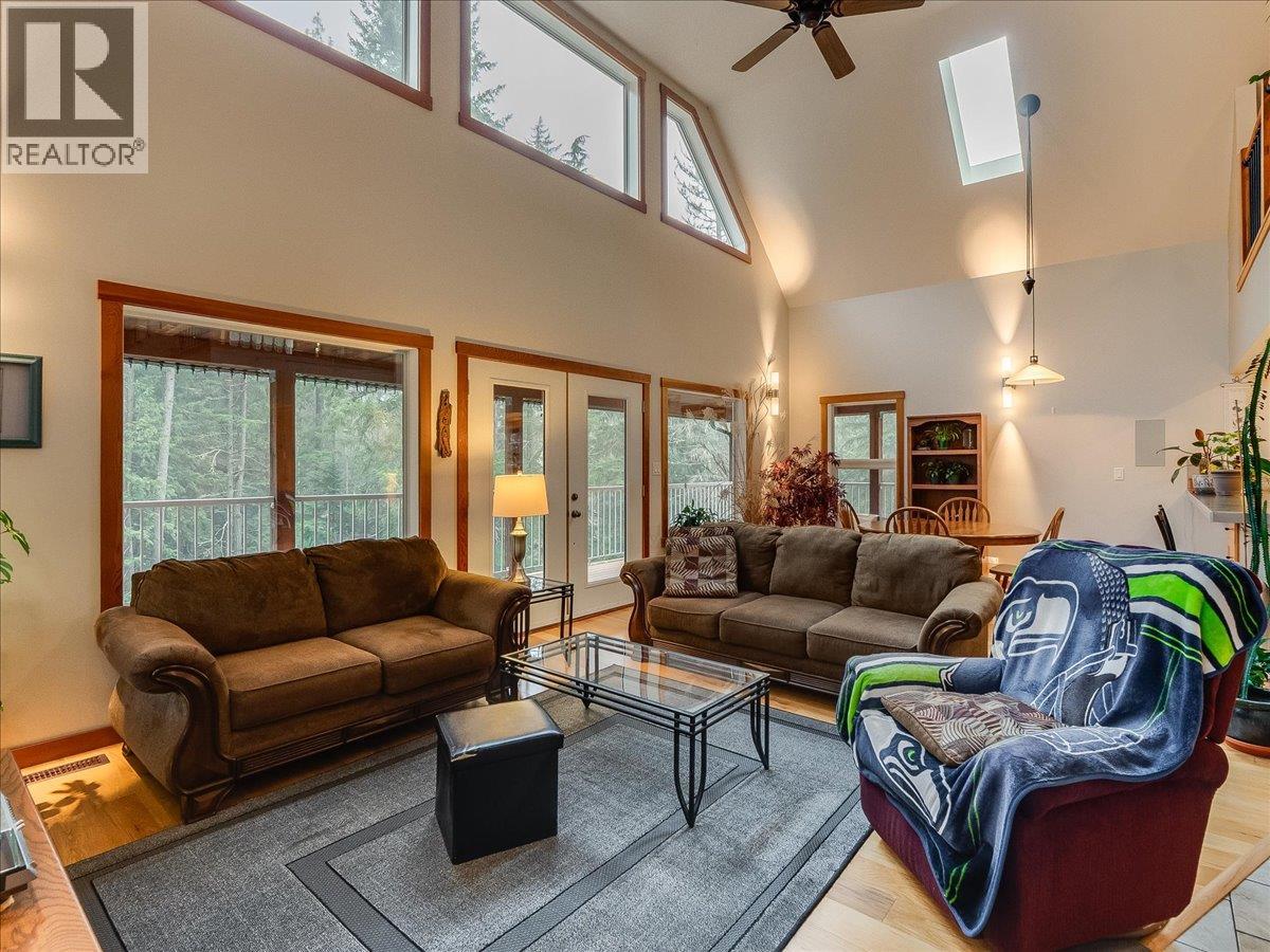 4351 POPLAR RIDGE Road, Krestova