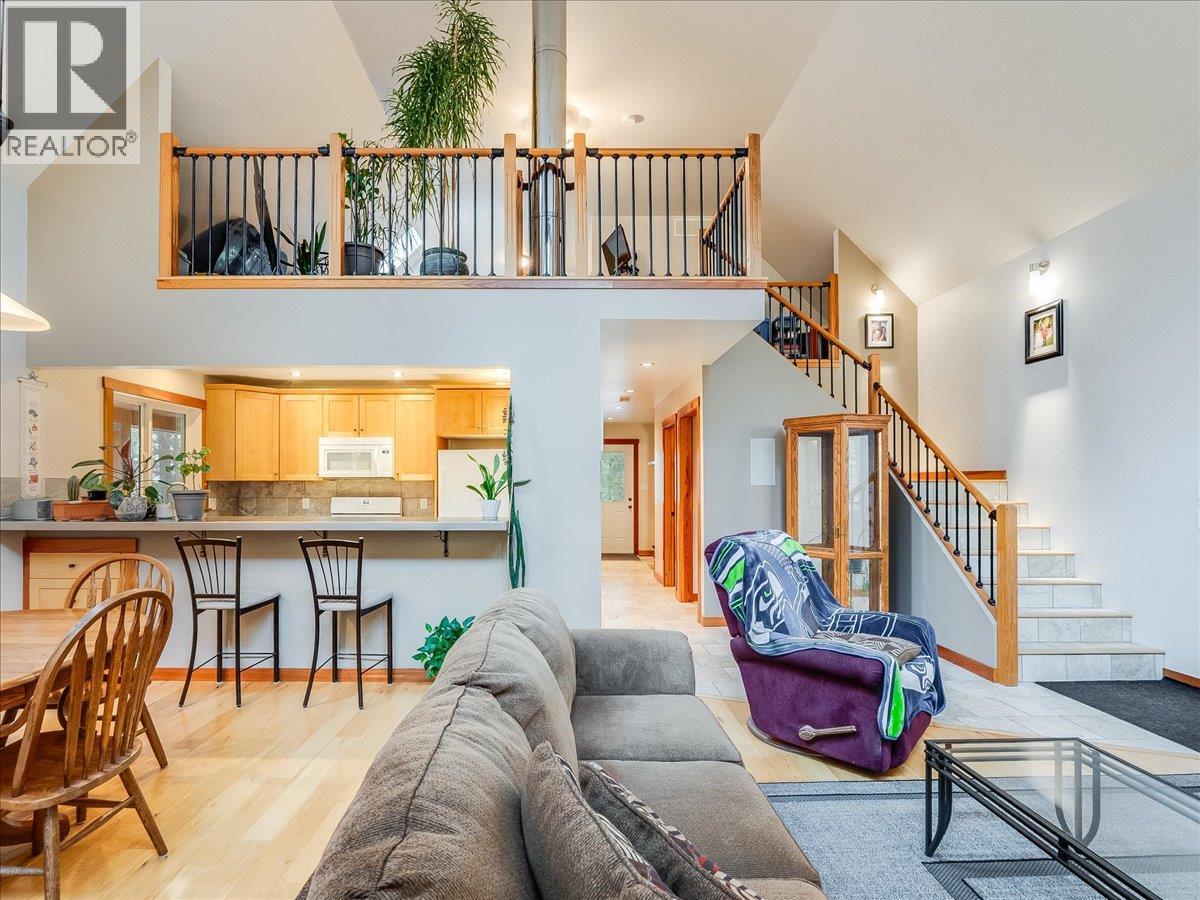 4351 POPLAR RIDGE Road, Krestova