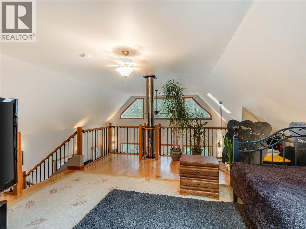 4351 POPLAR RIDGE Road, Krestova