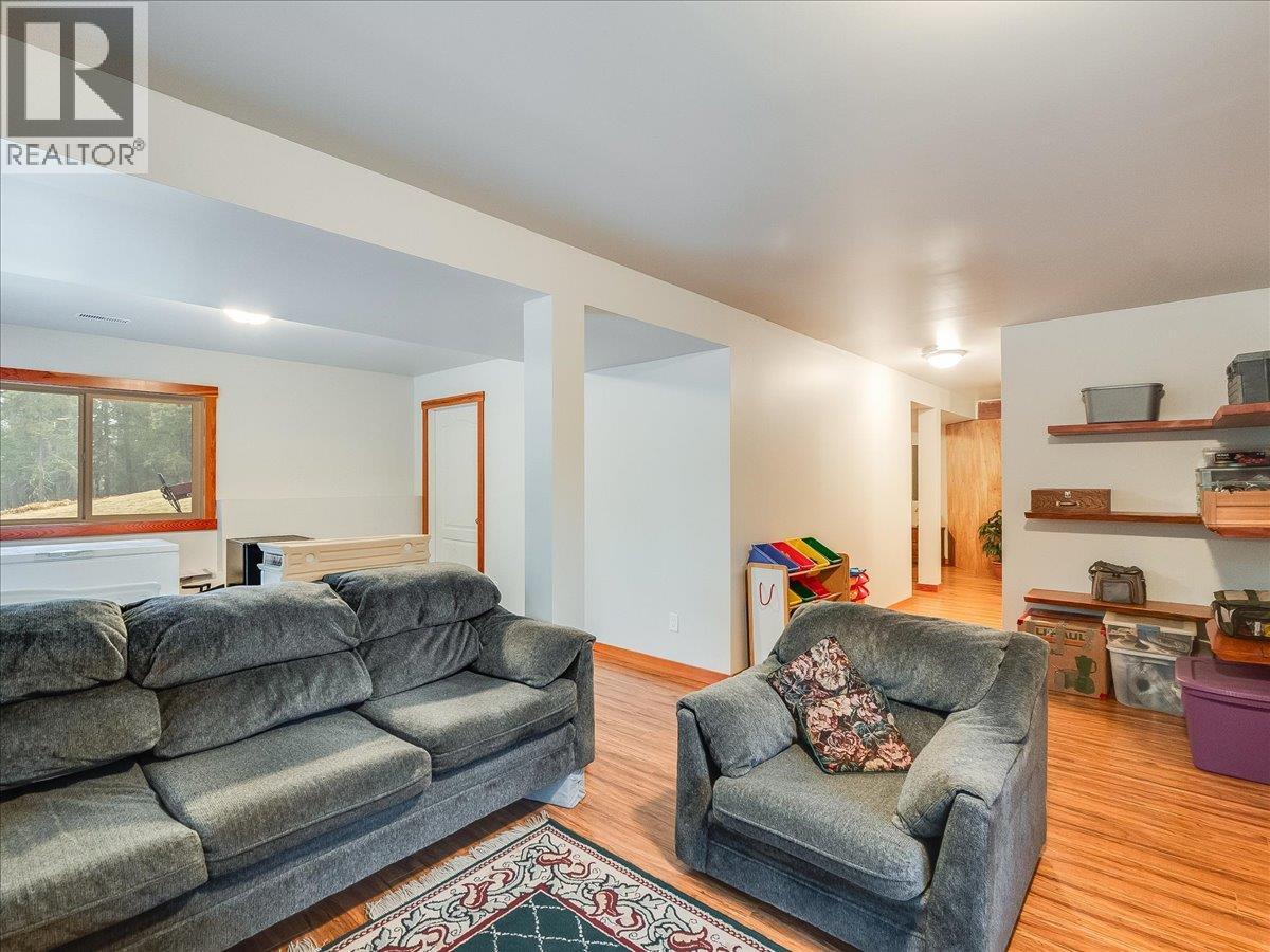 4351 POPLAR RIDGE Road, Krestova