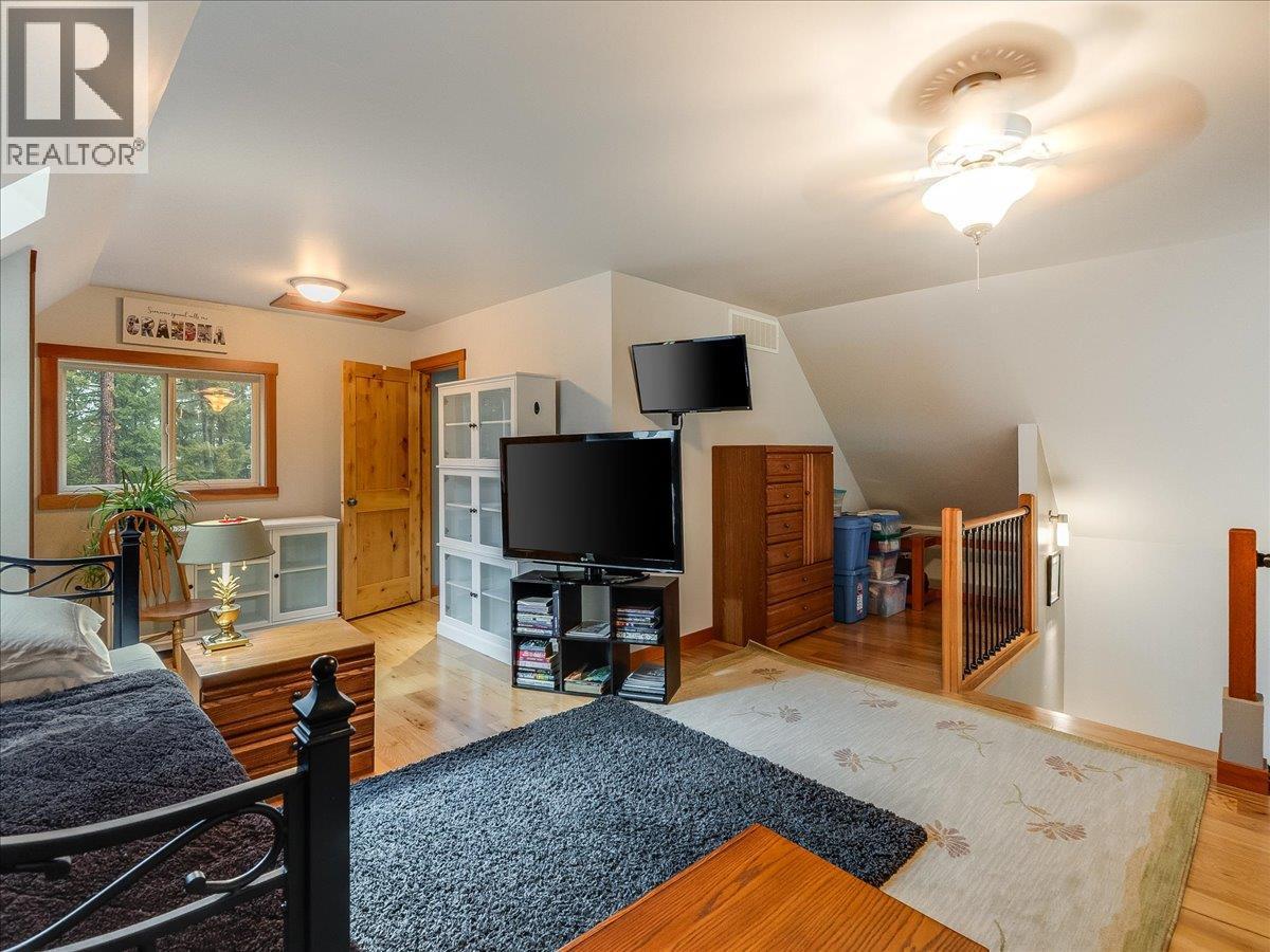 4351 POPLAR RIDGE Road, Krestova