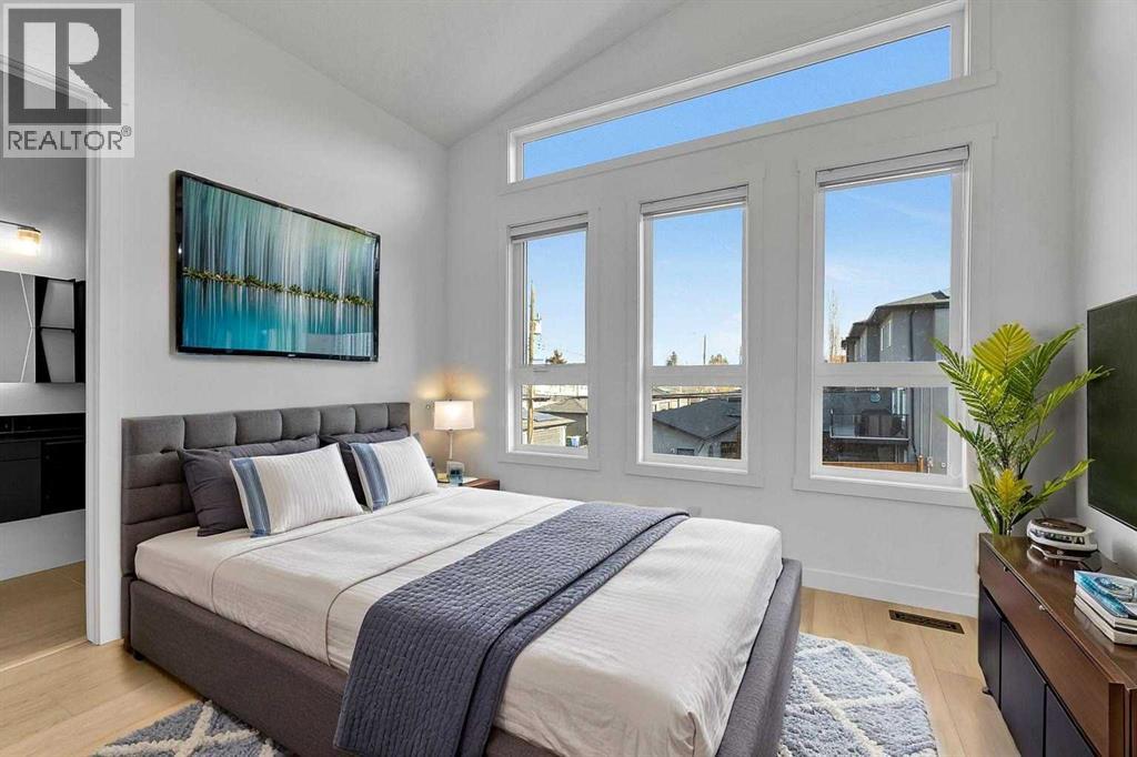 Single Family House for Sale in   Street NE Tuxedo Park Calgary 