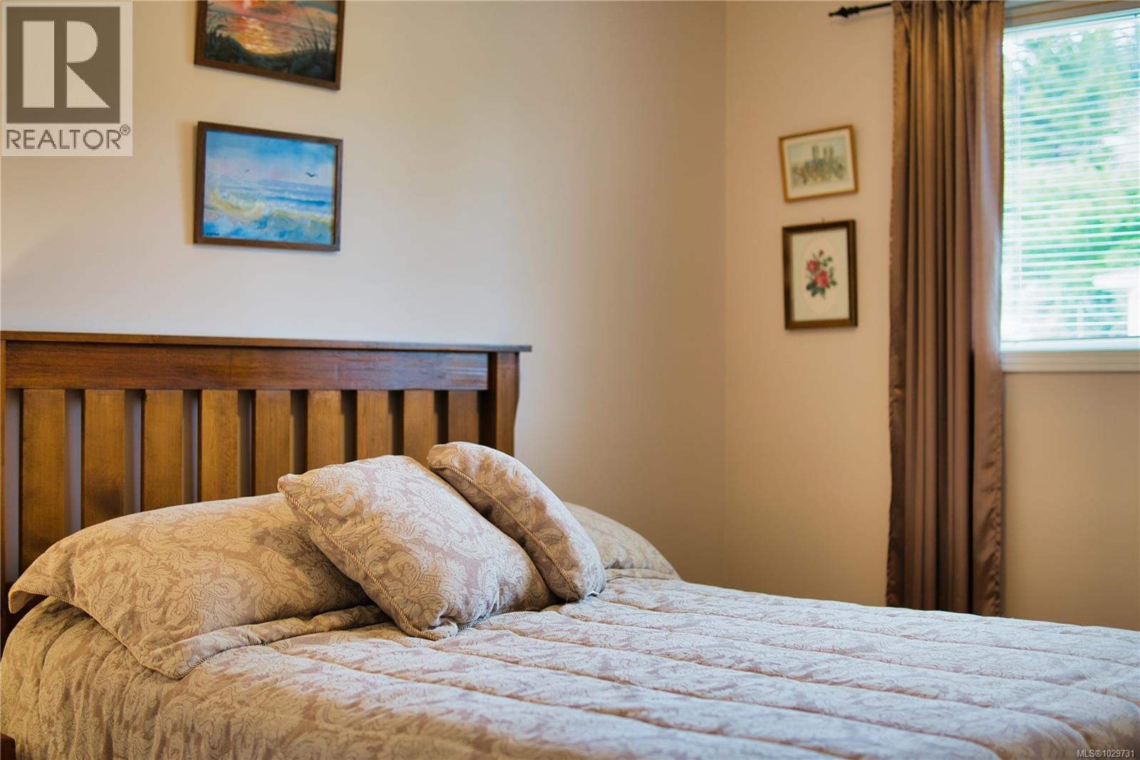 1443 FIDDICK CRES - 48