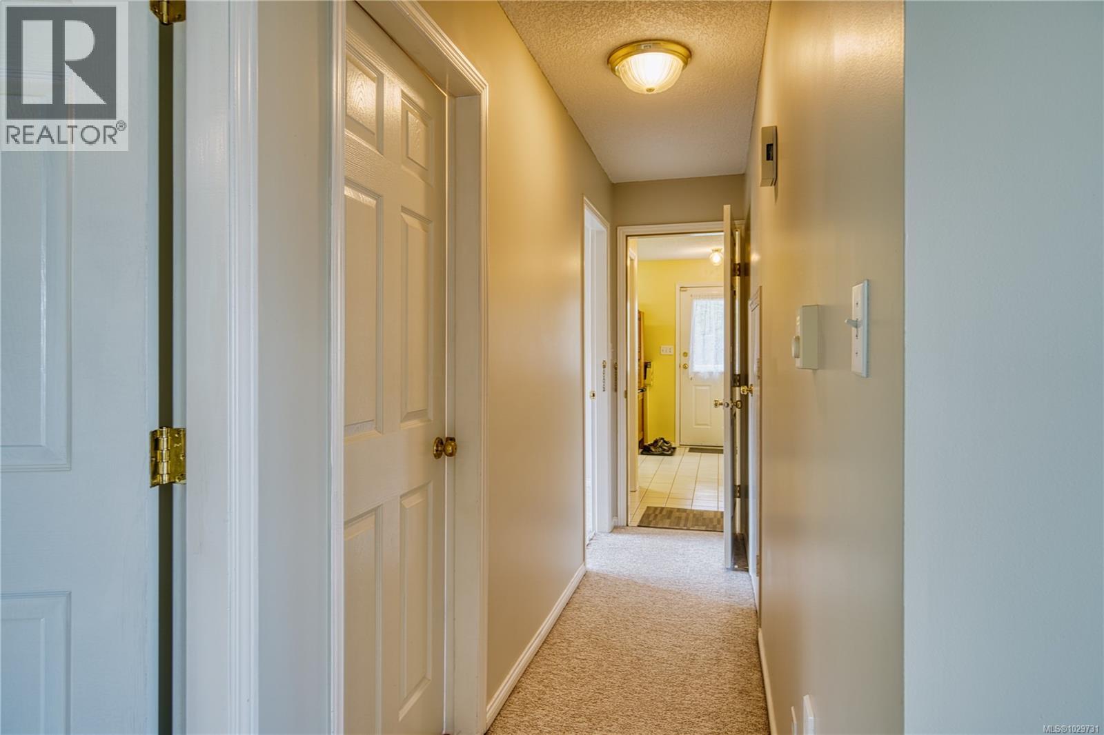 1443 FIDDICK CRES - 54