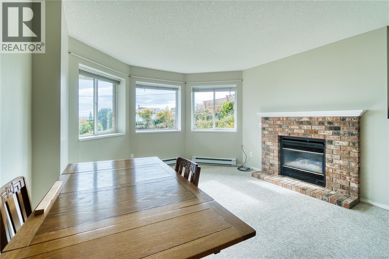 1443 FIDDICK CRES - 58