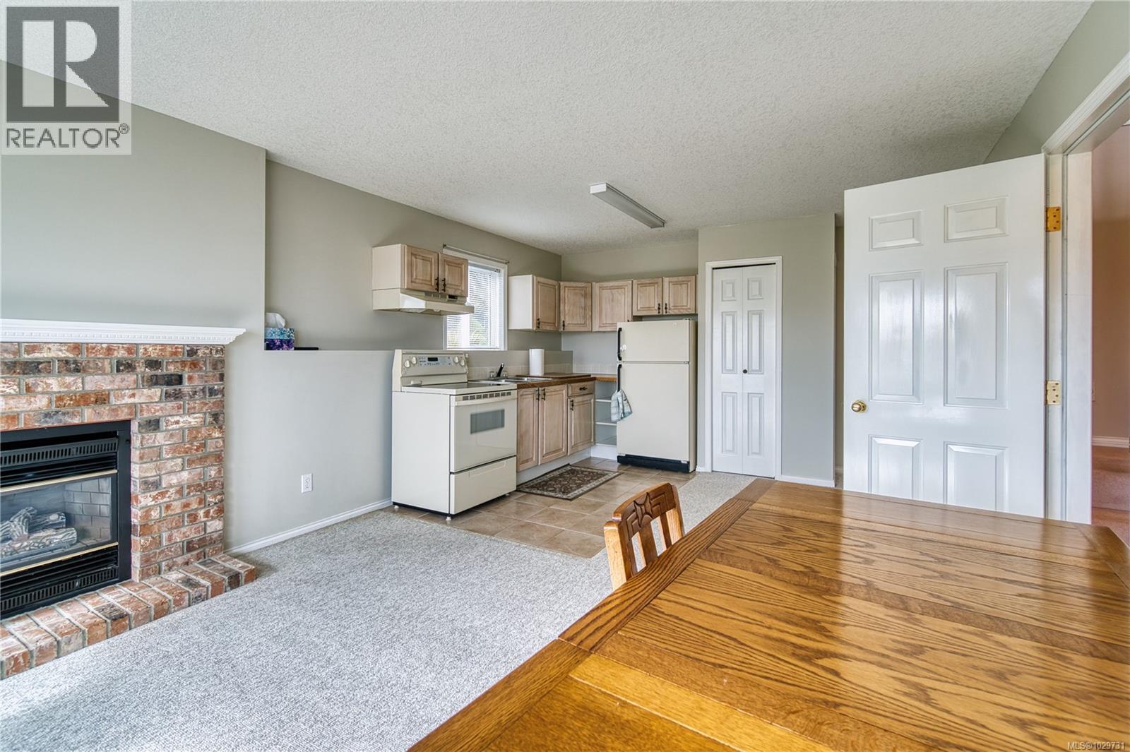 1443 FIDDICK CRES - 61