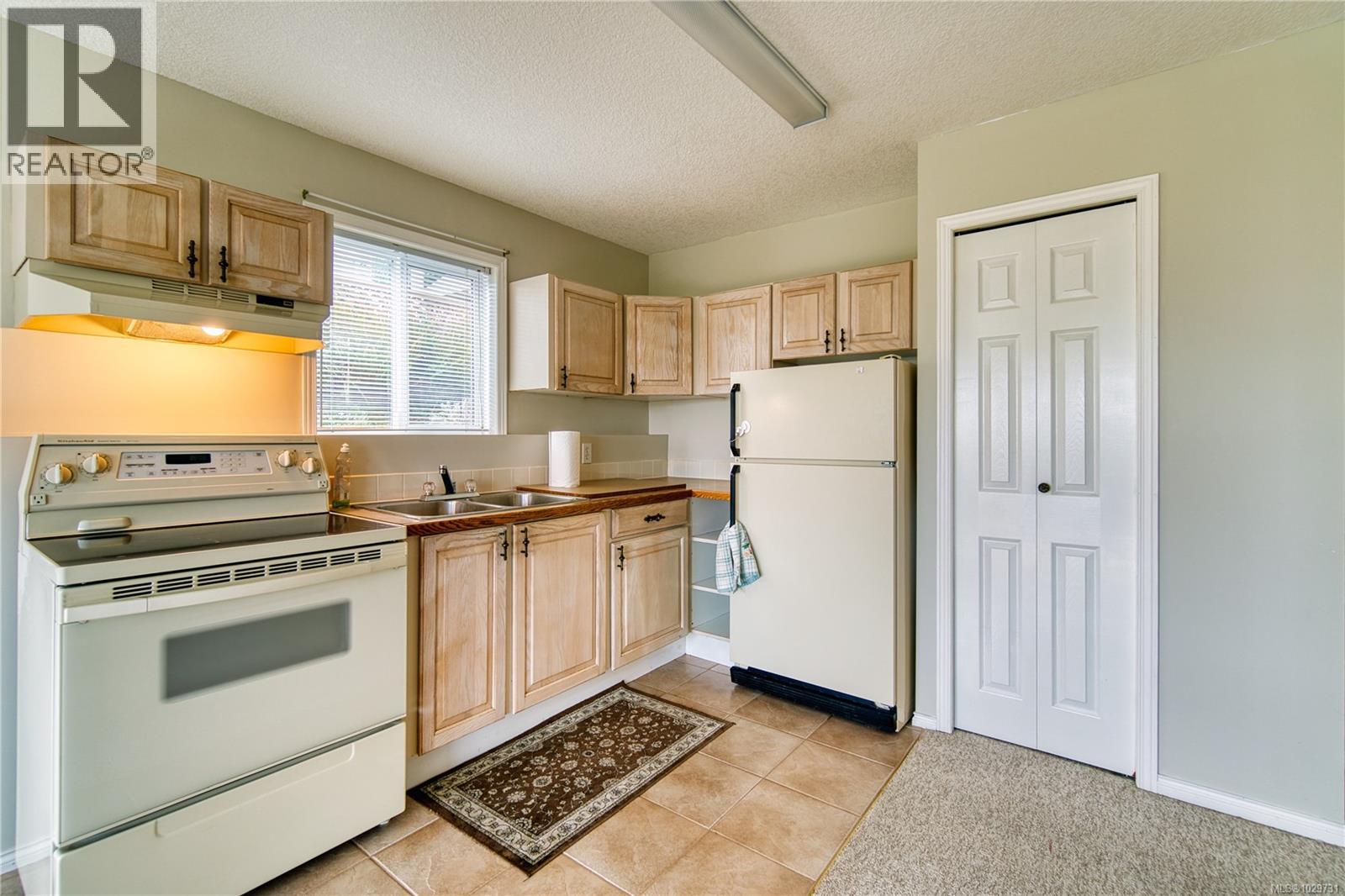 1443 FIDDICK CRES - 62