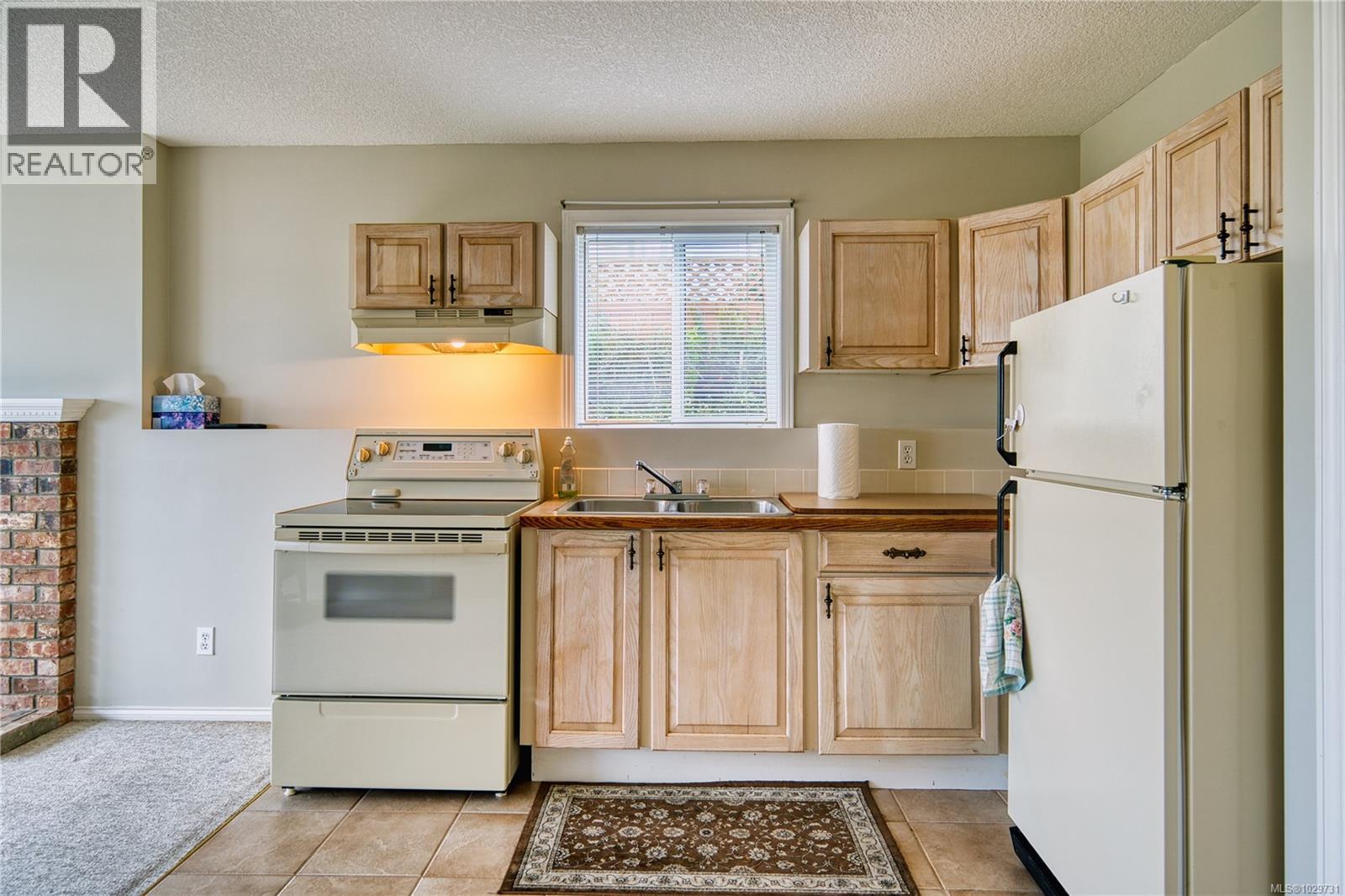 1443 FIDDICK CRES - 63