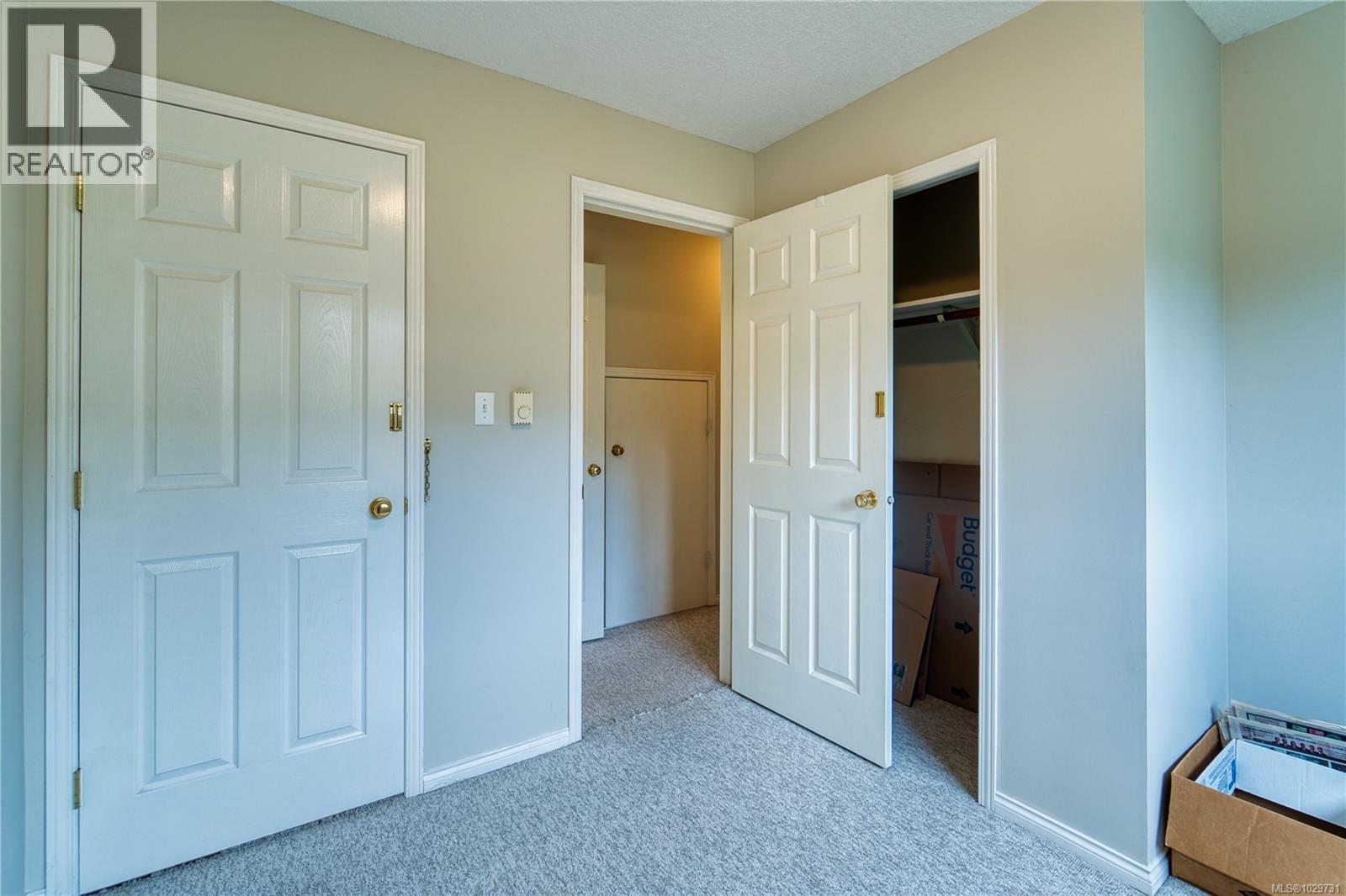 1443 FIDDICK CRES - 67