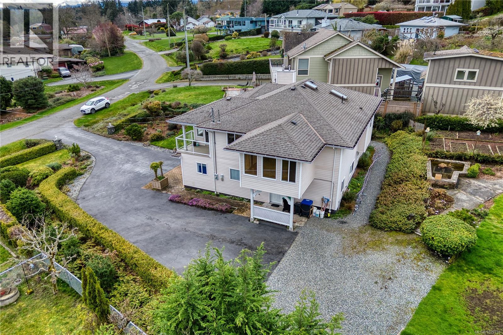 1443 FIDDICK CRES - 76