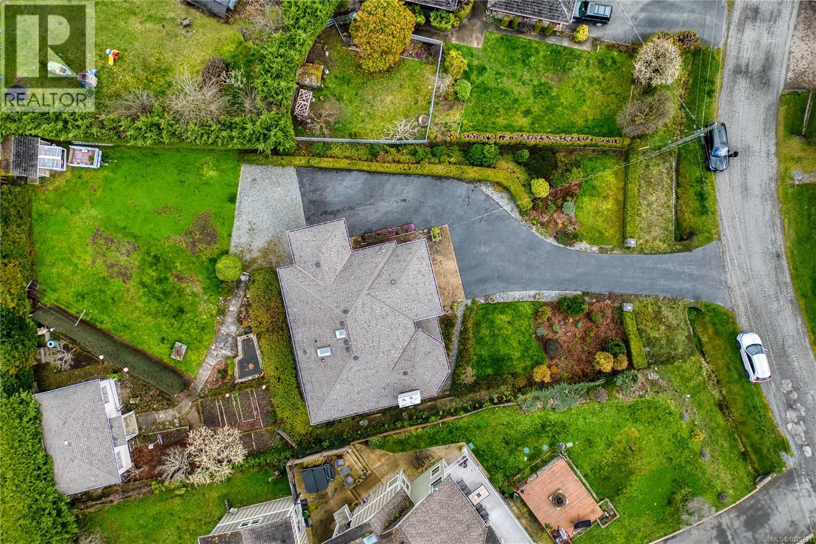 1443 FIDDICK CRES - 8