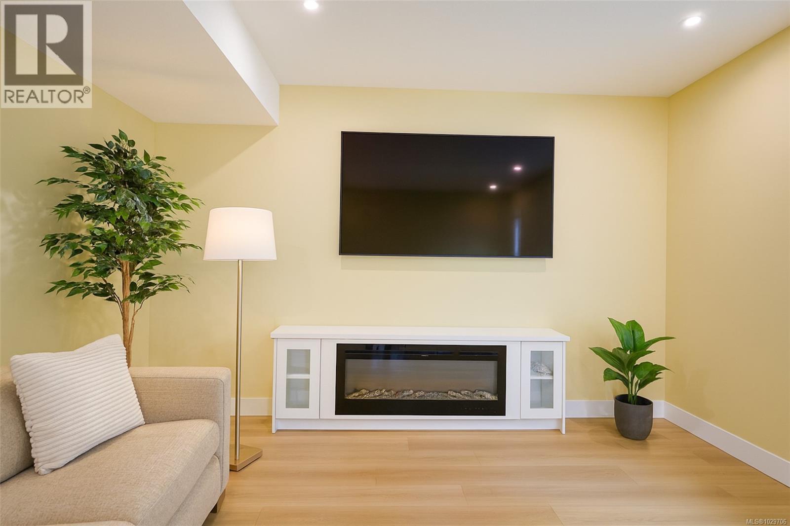 169 Hunter Way - 11