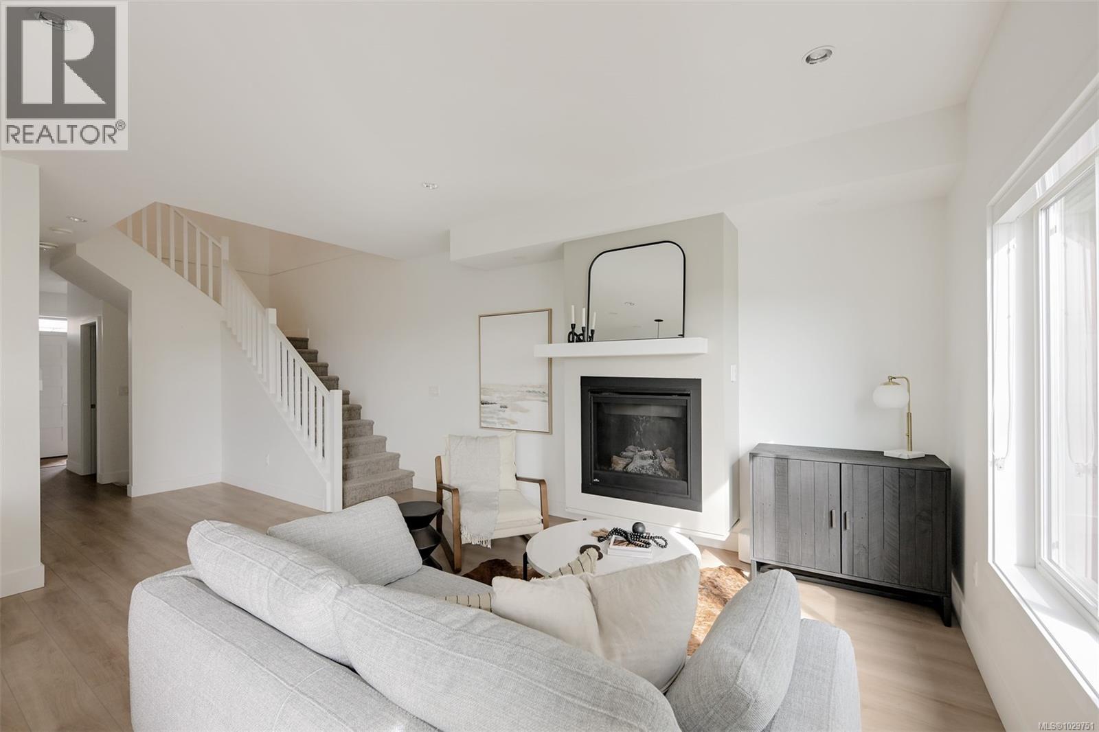 953 Echo Valley Pl - 10