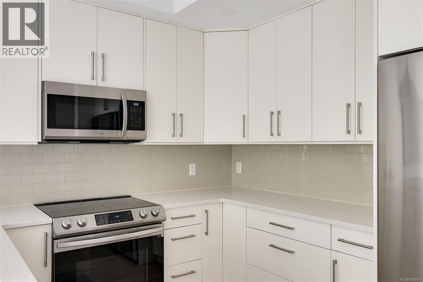 953 ECHO VALLEY PL - 18