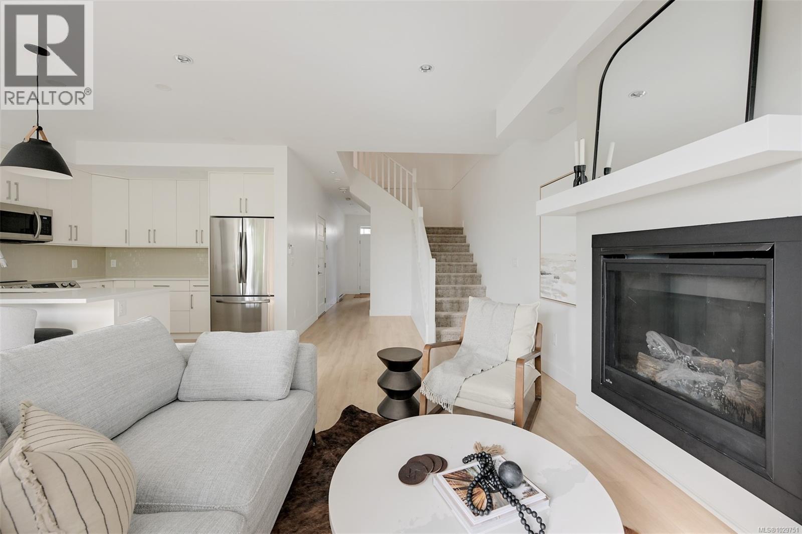 953 Echo Valley Pl - 7