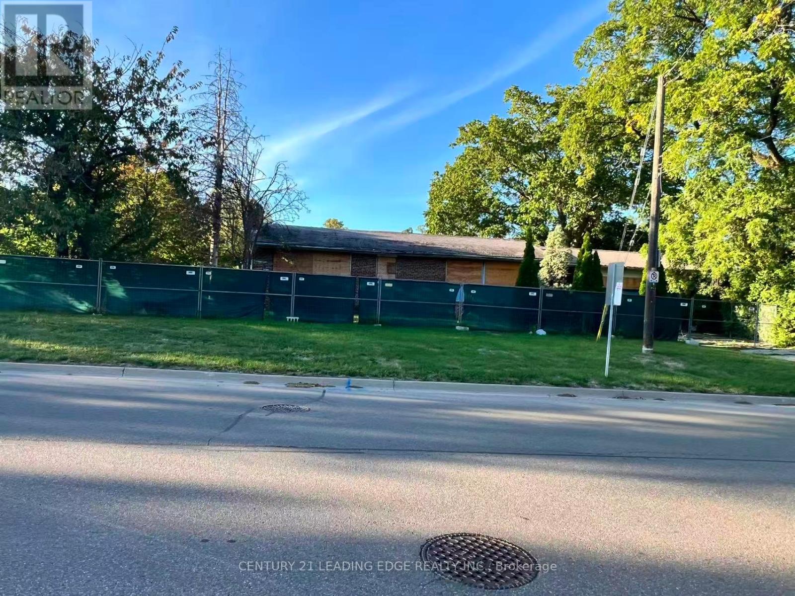 Listing photo of 329 MILL STREET