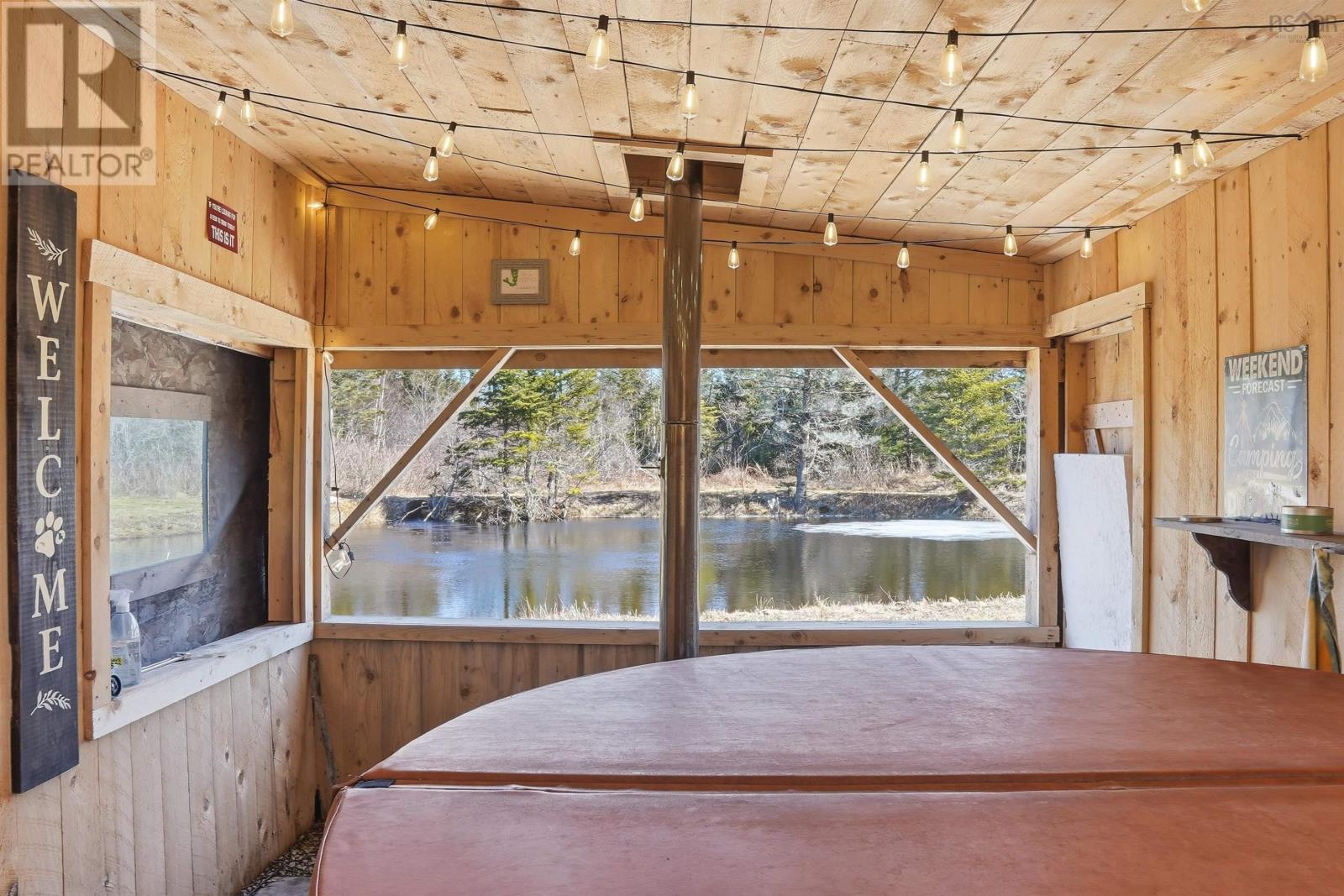 Property 9 of 47 of 276 Malay Falls Lochaber Mines Road