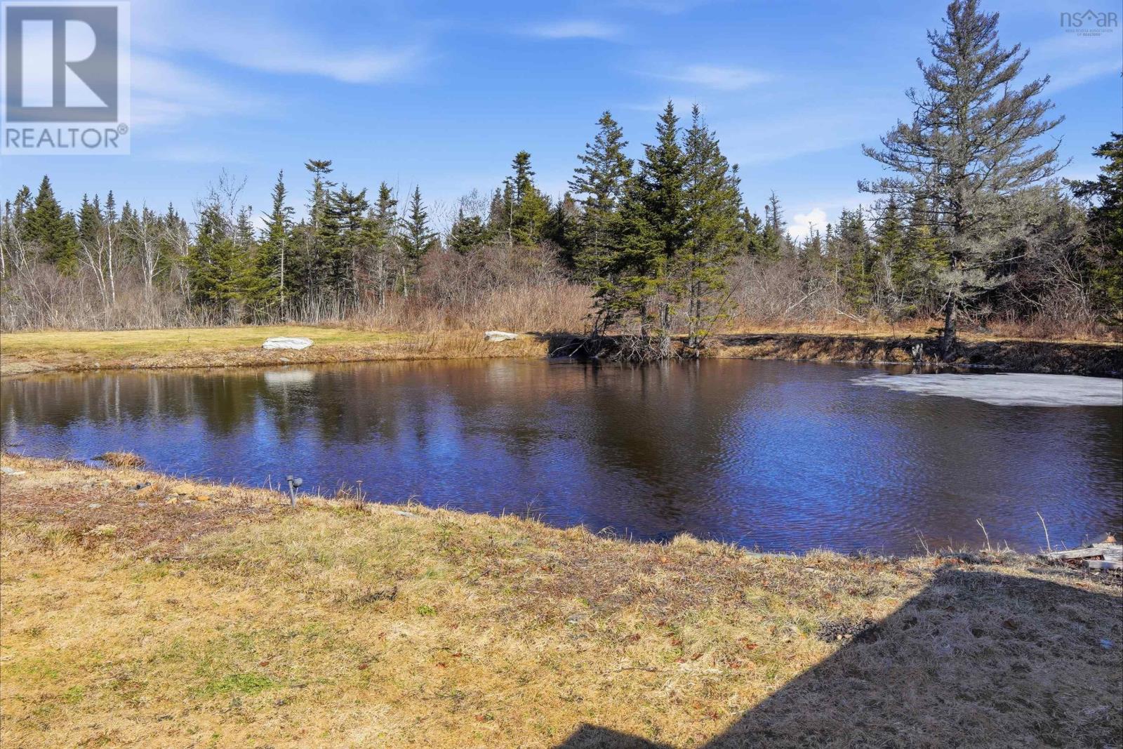 Property 7 of 47 of 276 Malay Falls Lochaber Mines Road