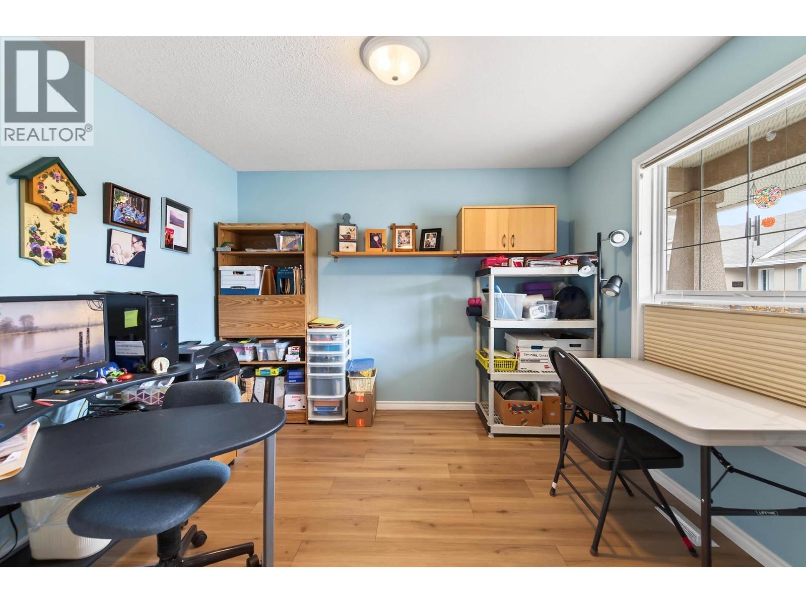 #6 1105 QUAIL DRIVE - 22