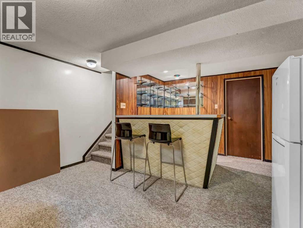 Single Family House Bungalow for Sale in  Markwick Drive SE Connaught Medicine Hat 