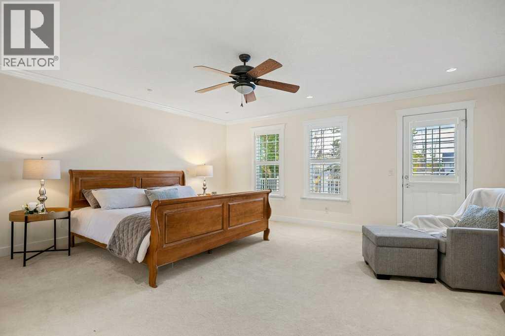 24 Ypres Mews SW, Calgary, Alberta