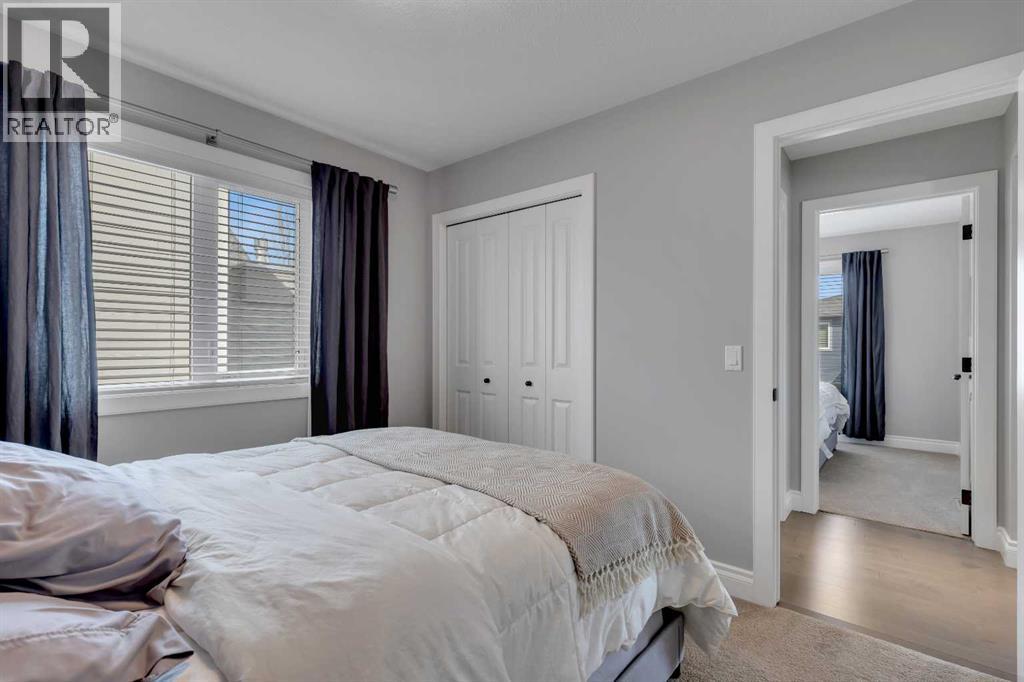 Single Family House for Sale in  Evansborough Way NW Evanston Calgary 