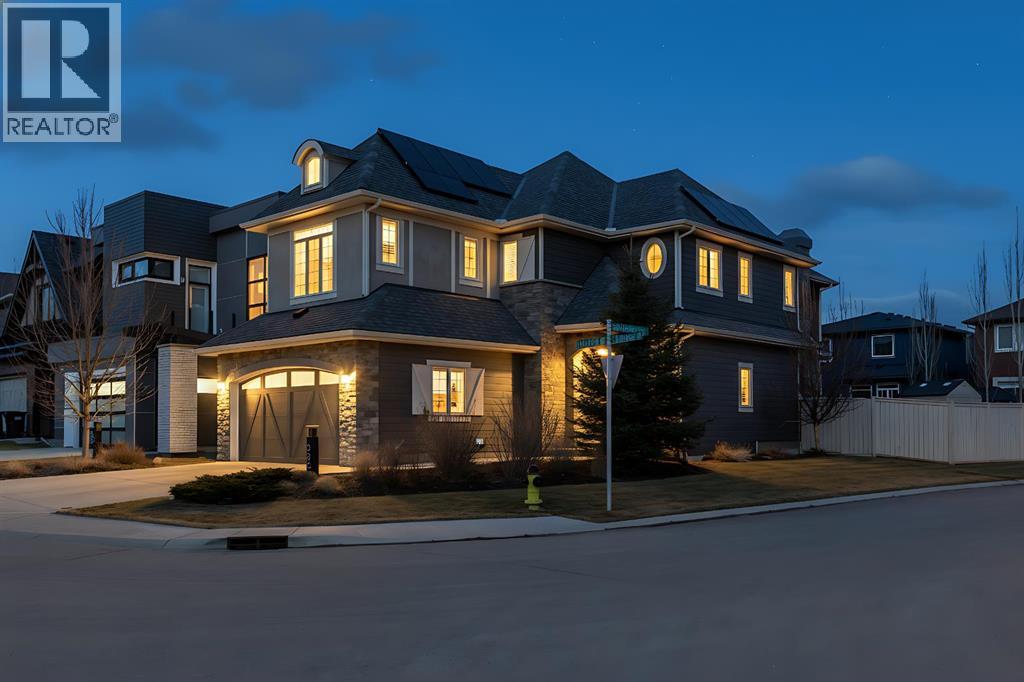 Single Family House for Sale in  Evansborough Way NW Evanston Calgary 