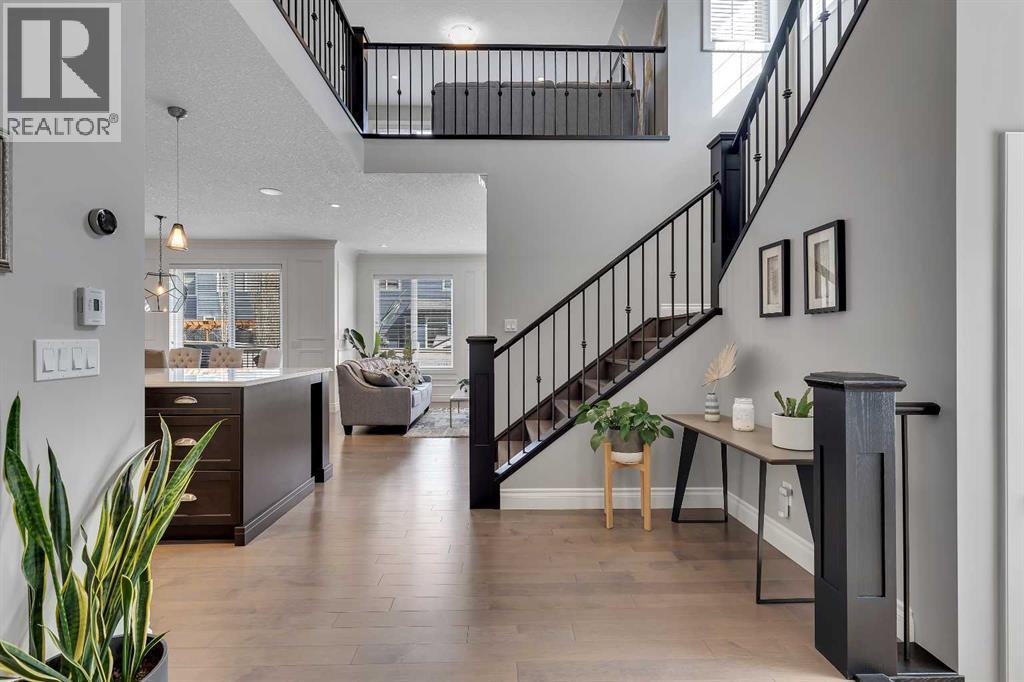 Single Family House for Sale in  Evansborough Way NW Evanston Calgary 