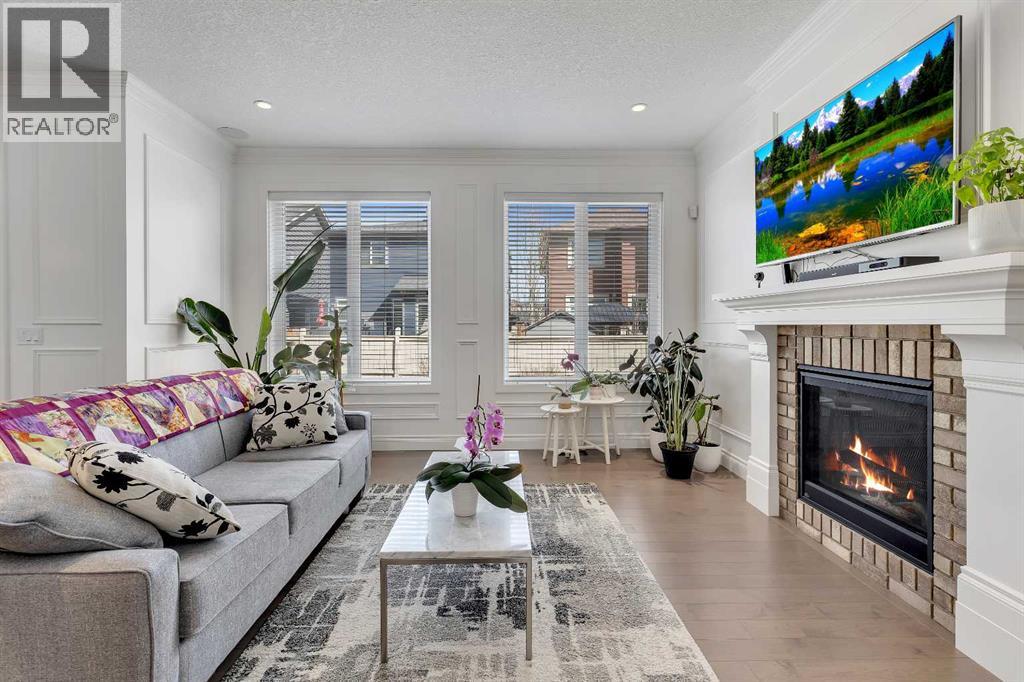 Single Family House for Sale in  Evansborough Way NW Evanston Calgary 