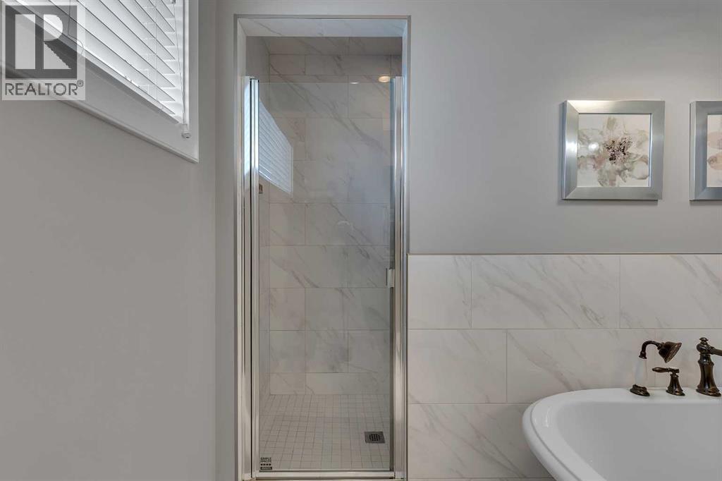 Single Family House for Sale in  Evansborough Way NW Evanston Calgary 