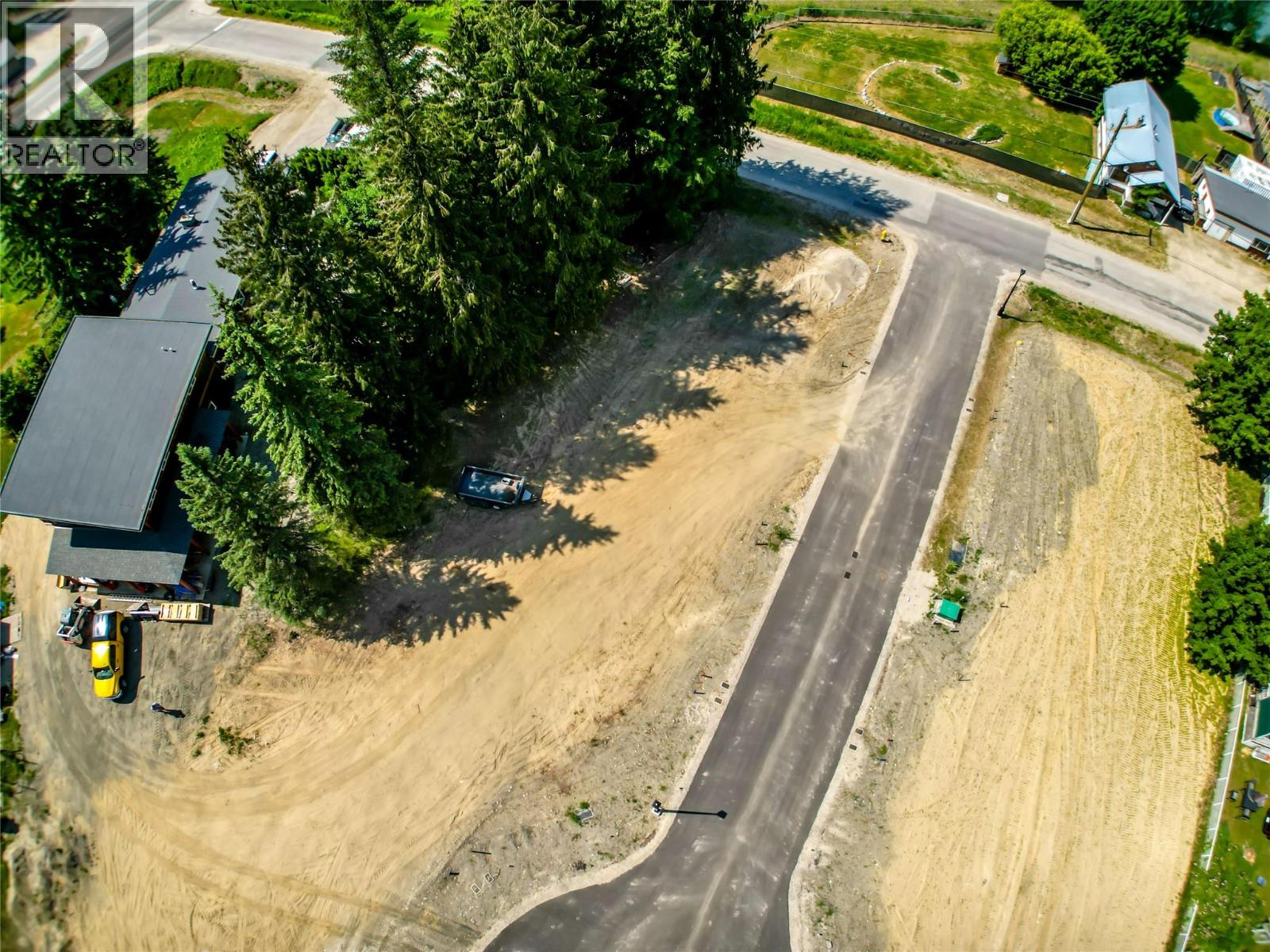 2-1445 Illecillewaet Road Lot# SL 1, Revelstoke