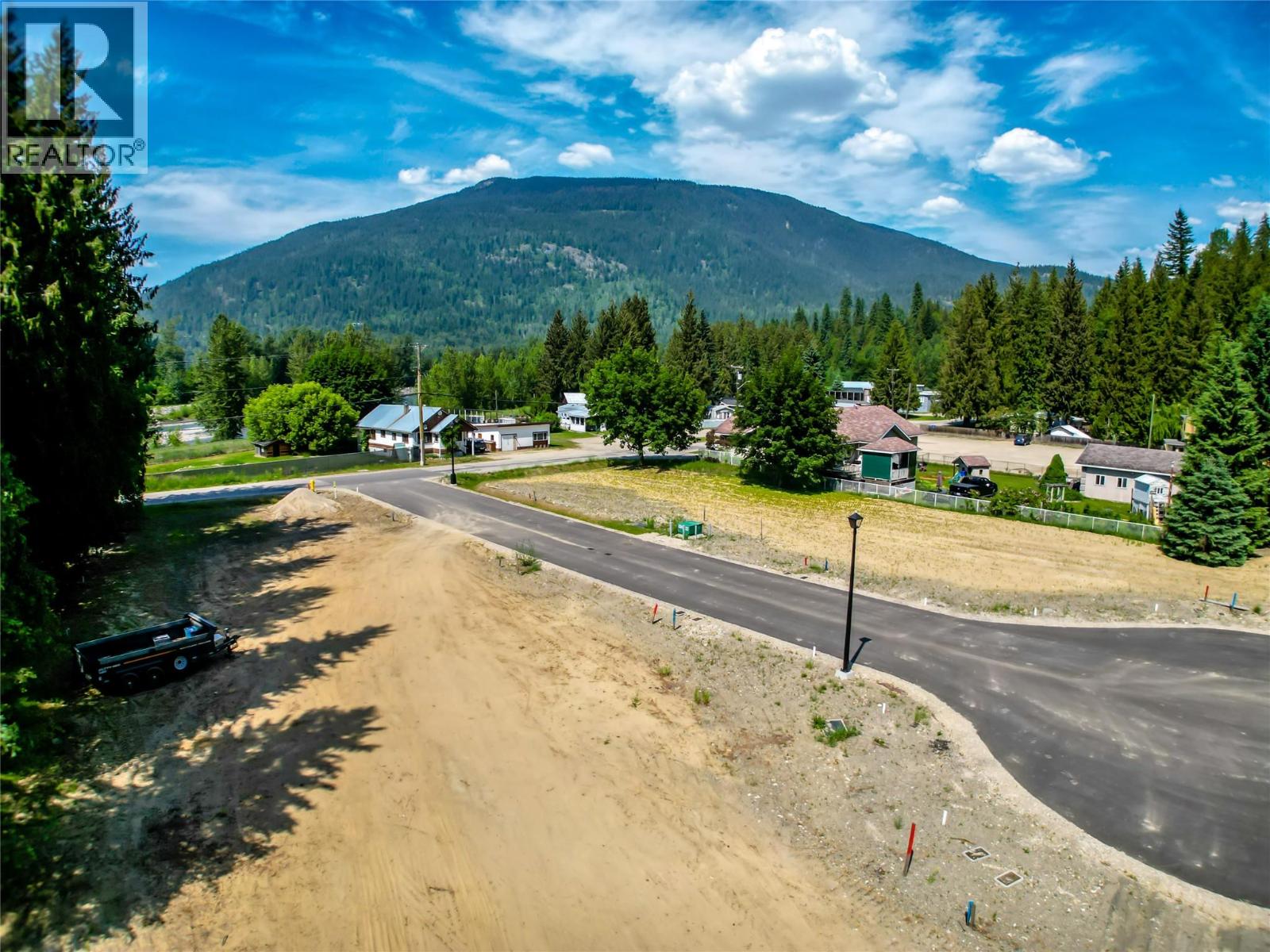 2-1445 Illecillewaet Road Lot# SL 1, Revelstoke