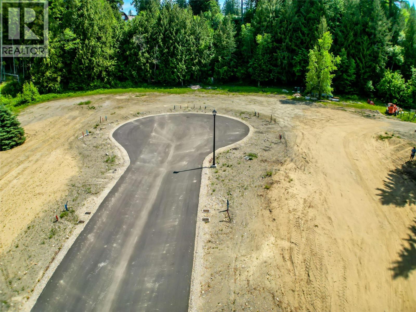 2-1445 Illecillewaet Road Lot# SL 1, Revelstoke