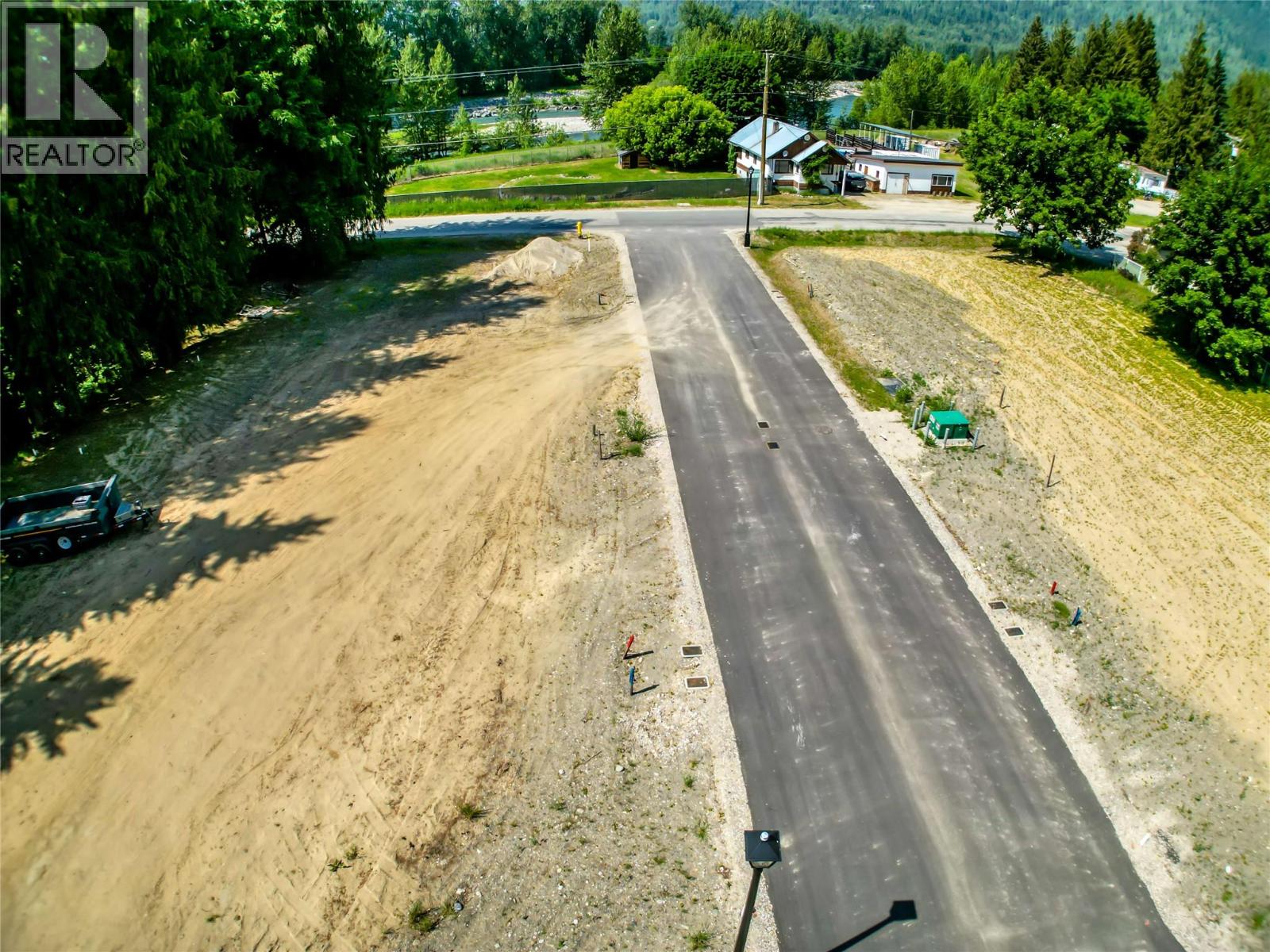 2-1445 Illecillewaet Road Lot# SL 1, Revelstoke
