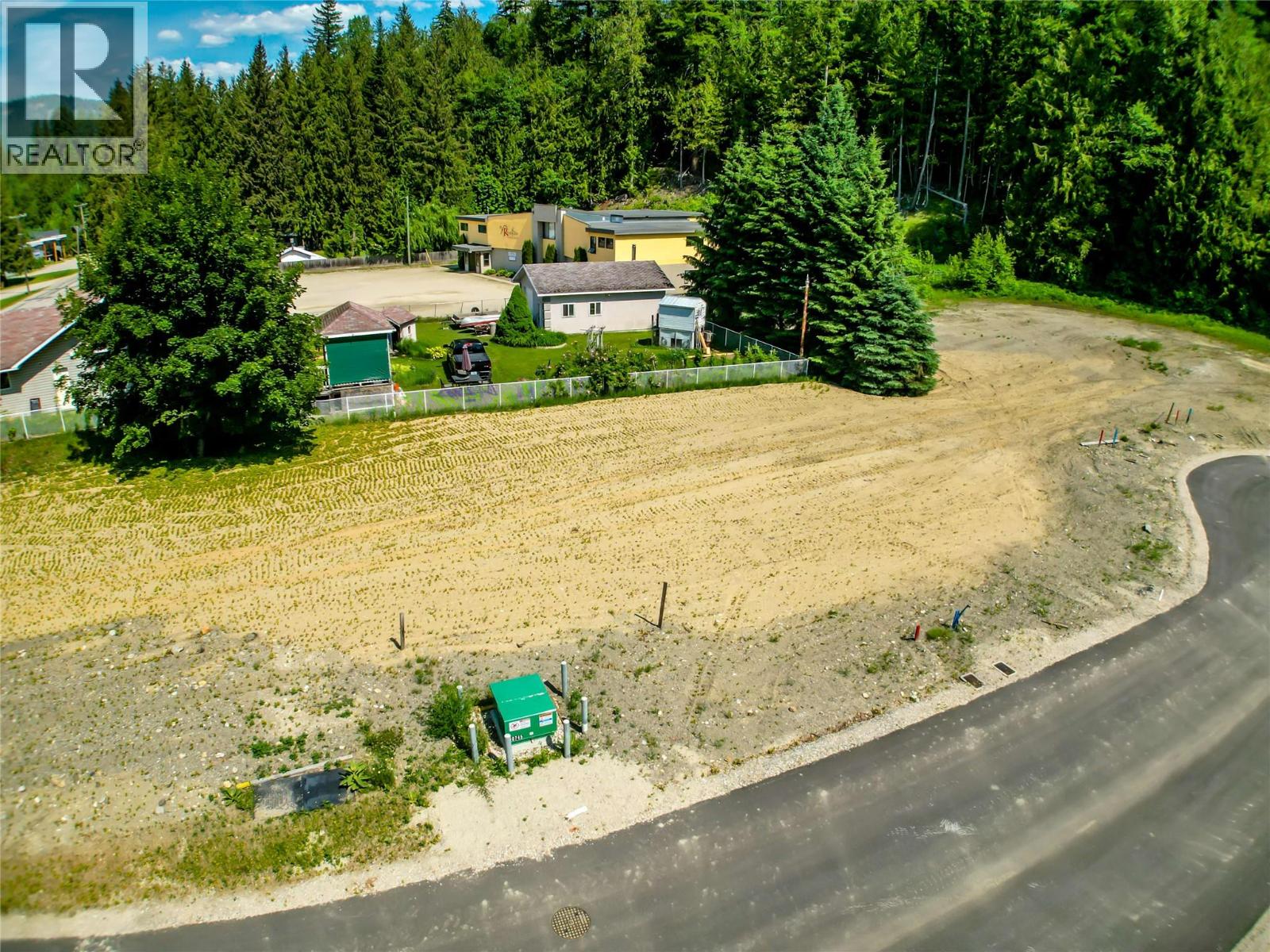 2-1445 Illecillewaet Road Lot# SL 1, Revelstoke