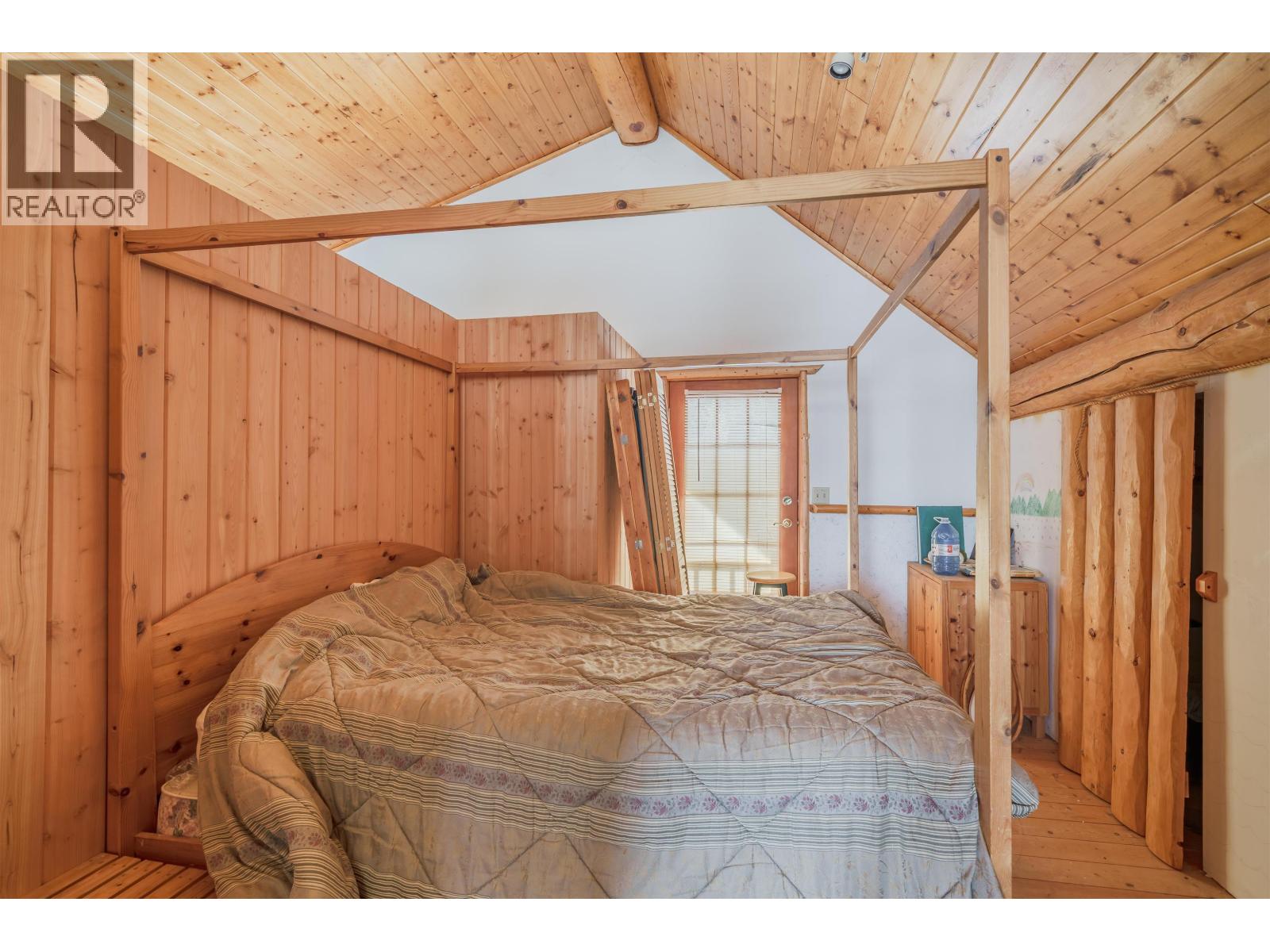 7454 SHERIDAN WEST FSR ROAD - 18