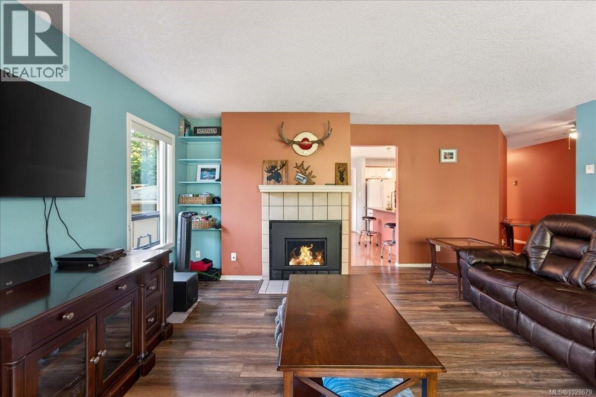 #9 639 KILDEW RD - 20