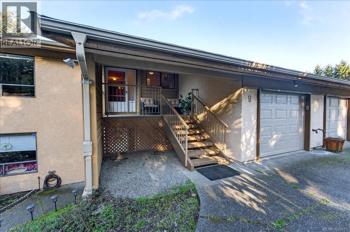 #9 639 KILDEW RD - 43