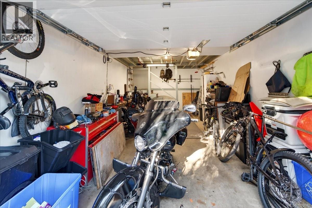 #9 639 KILDEW RD - 47