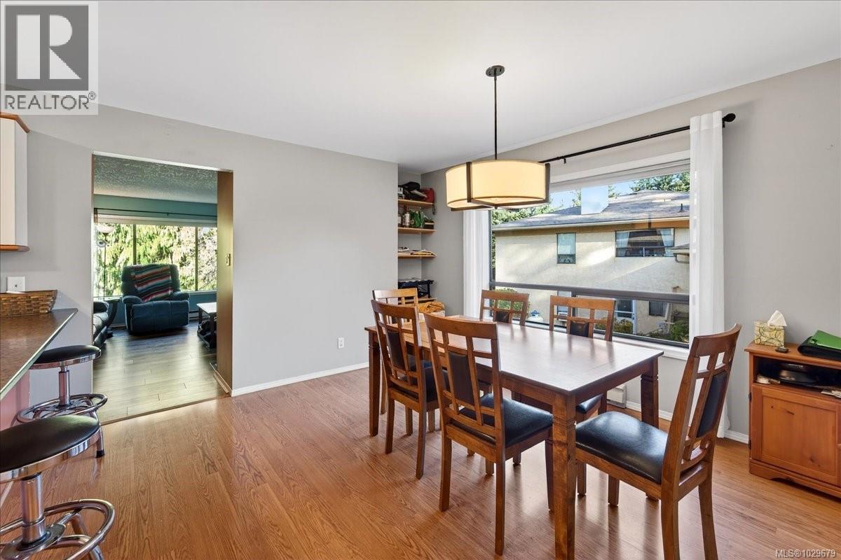 #9 639 KILDEW RD - 9