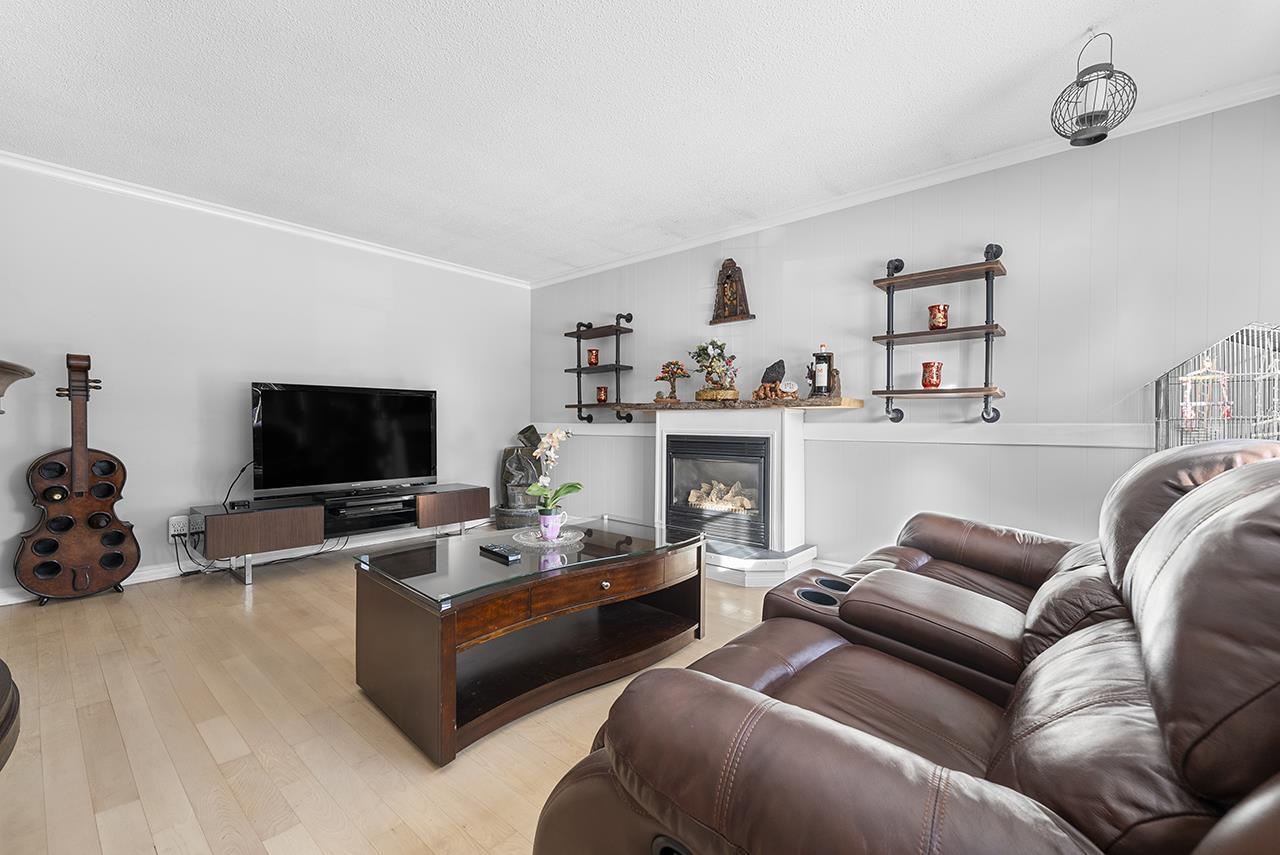 26953 28A Avenue - photo 2