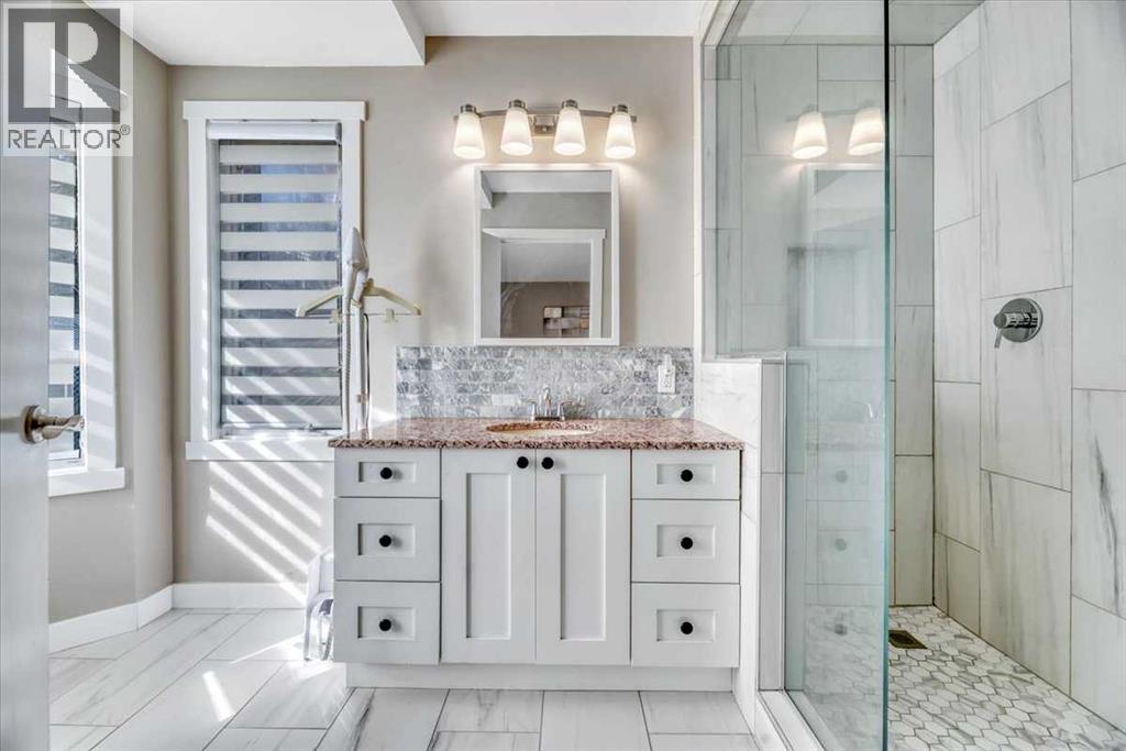 Single Family House for Sale in  SIGNAL HILL Circle SW Signal Hill Calgary 