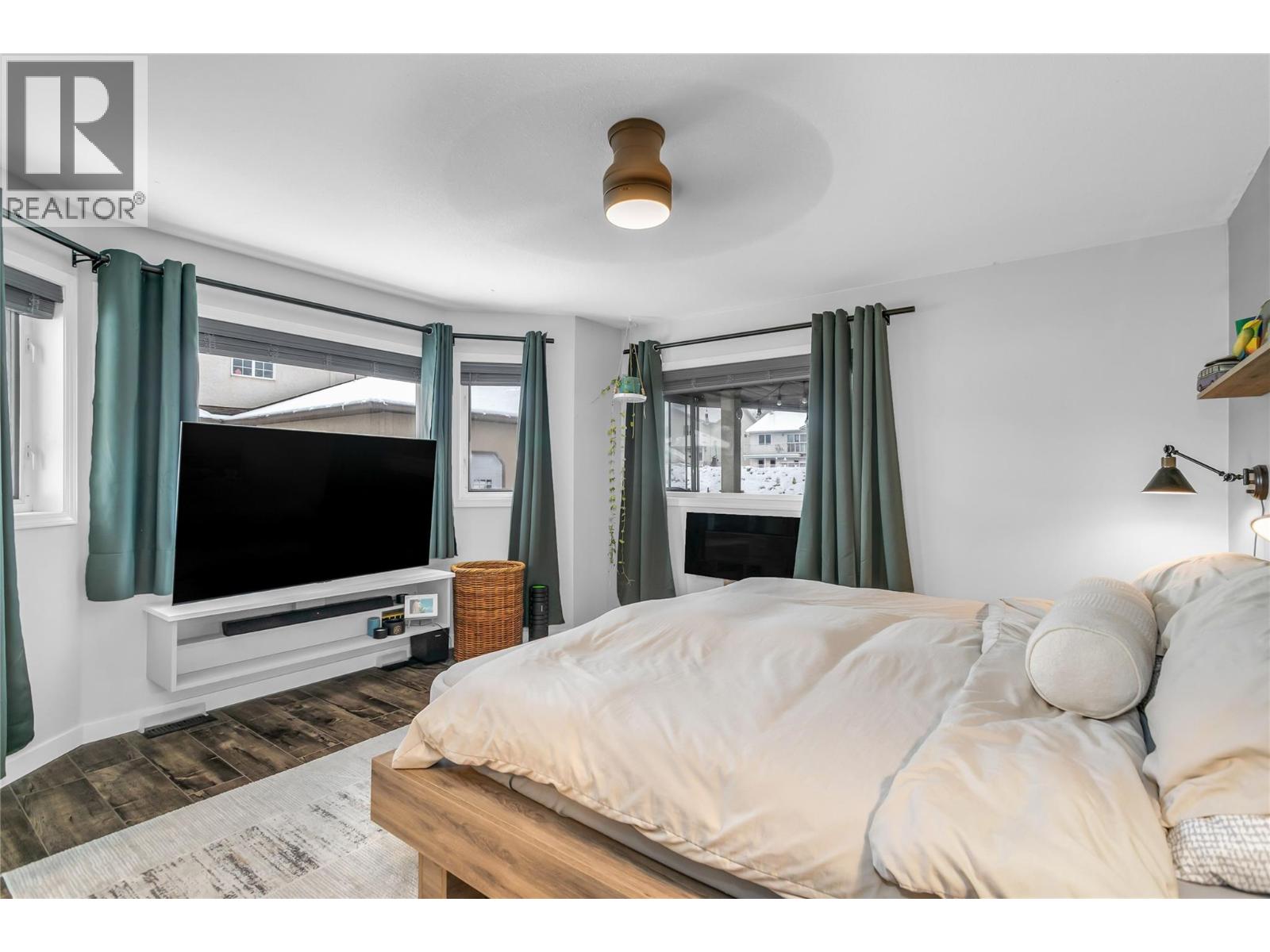 #9 140 NICKEL ROAD - 22