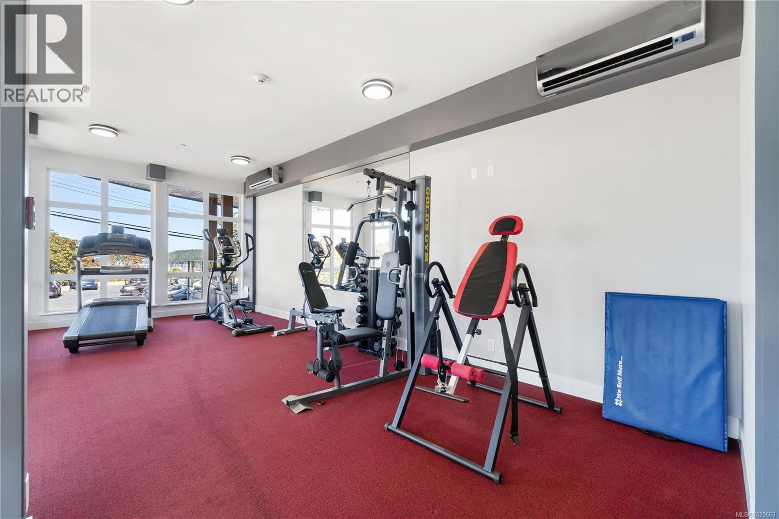 #403 10 CHAPEL ST - 27