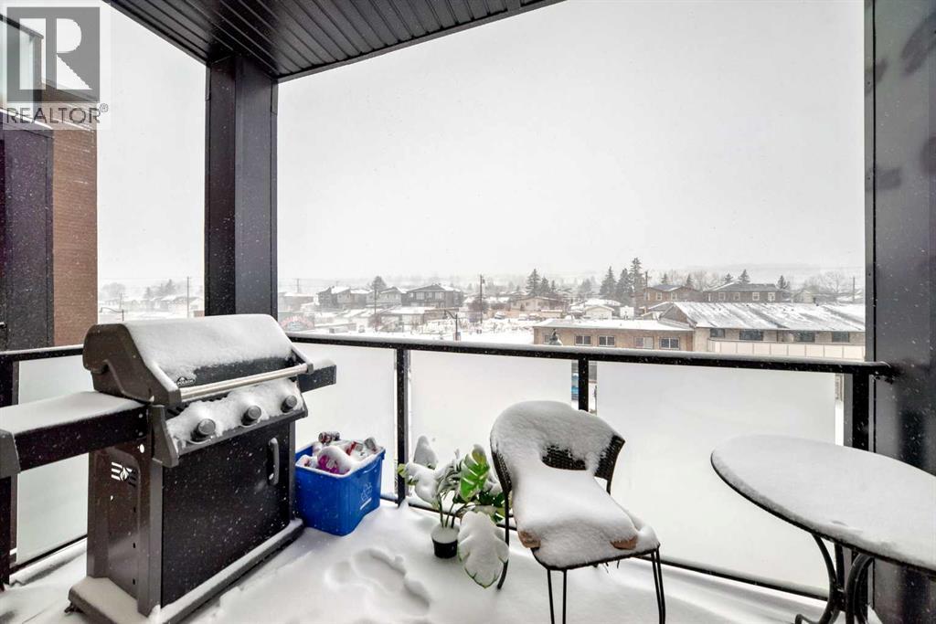 Single Family House for Sale in    Street NW Montgomery Calgary 