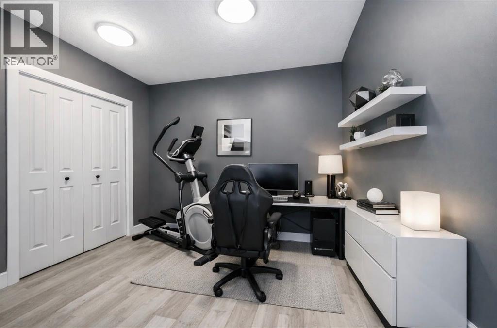 Single Family House for Sale in    Street NW Montgomery Calgary 