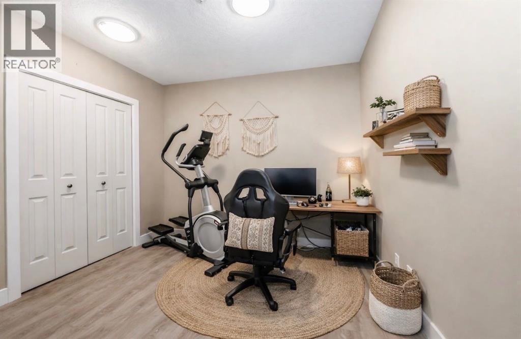 Single Family House for Sale in    Street NW Montgomery Calgary 