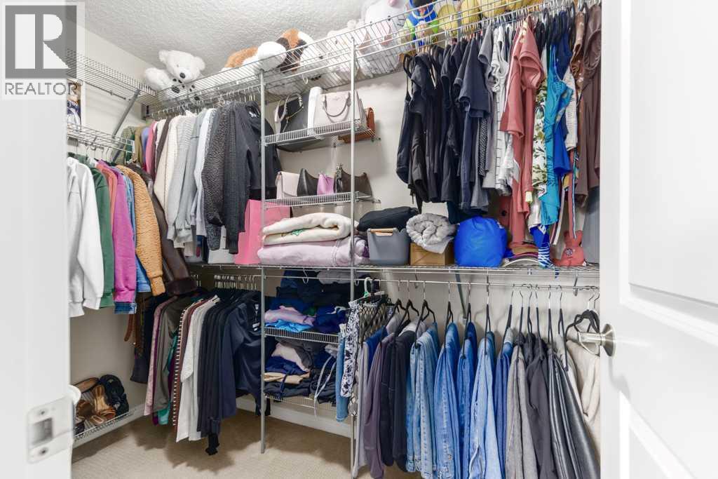 Single Family House for Sale in  Aspen Summit Circle SW Aspen Woods Calgary 